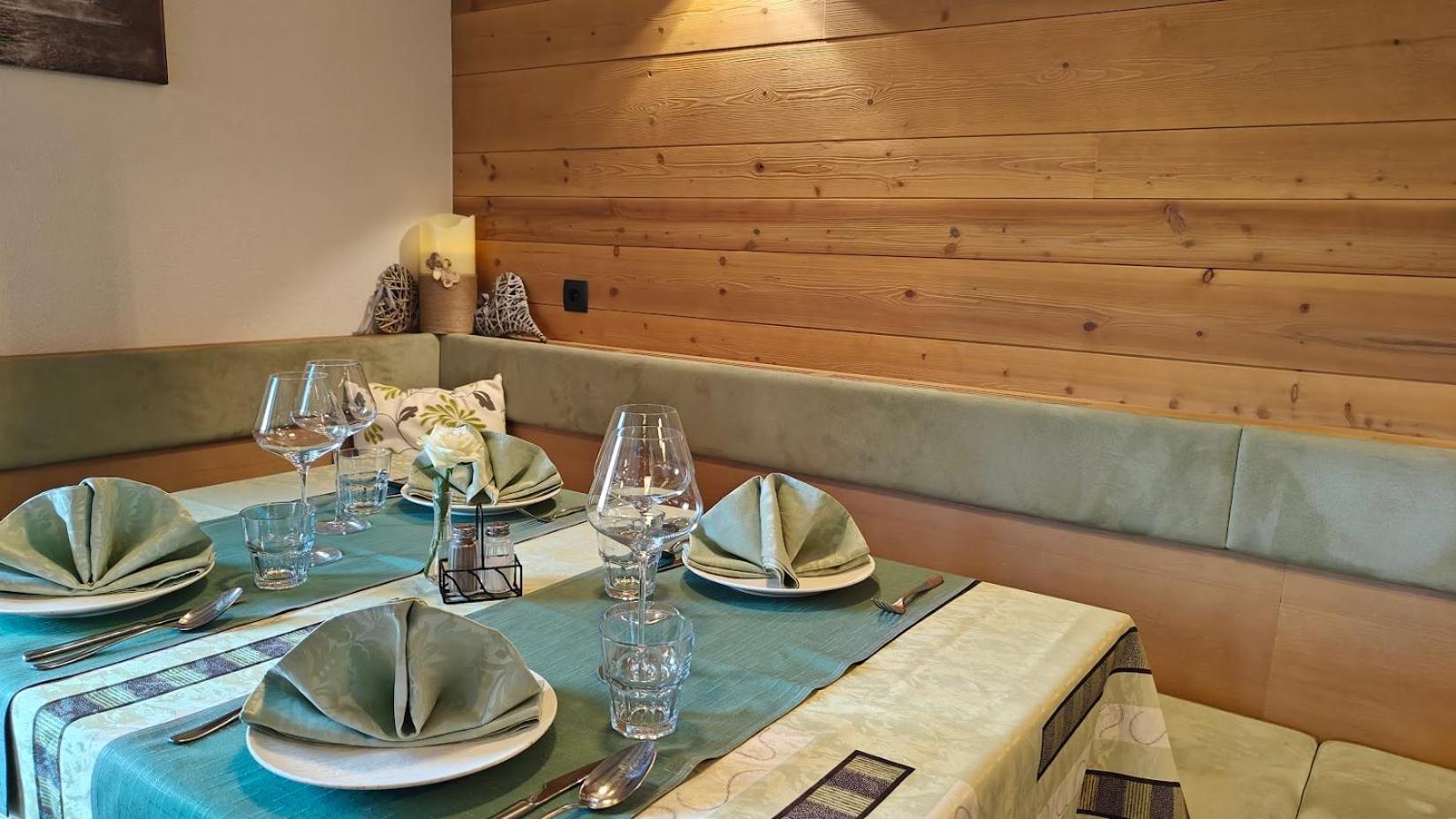 Guesthouse Pri Zalogarju Zelezniki Bagian luar foto